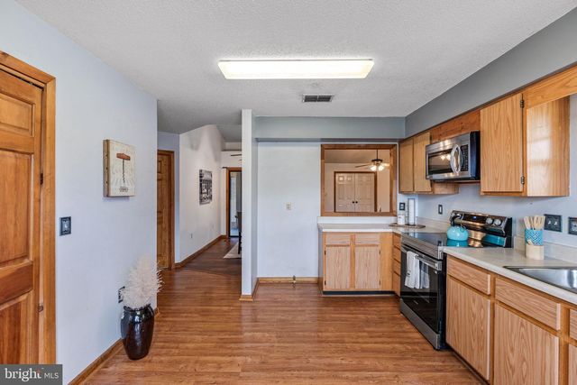 11276 MCKENNEY DR, Woodford, VA 22580