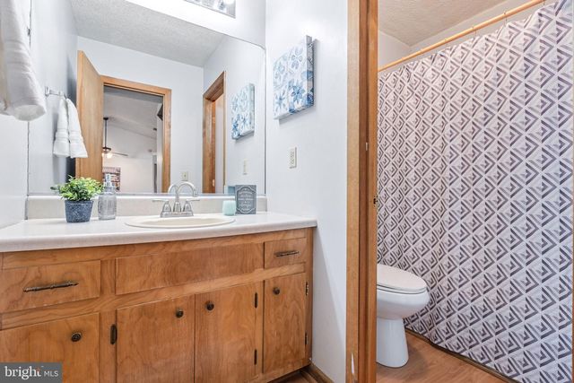 11276 MCKENNEY DR, Woodford, VA 22580