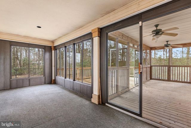 11276 MCKENNEY DR, Woodford, VA 22580