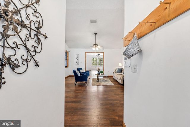 11276 MCKENNEY DR, Woodford, VA 22580