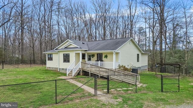 11276 MCKENNEY DR, Woodford, VA 22580