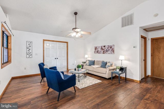 11276 MCKENNEY DR, Woodford, VA 22580