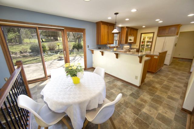 W254S6440 McGregor COURT, Waukesha, WI 53189