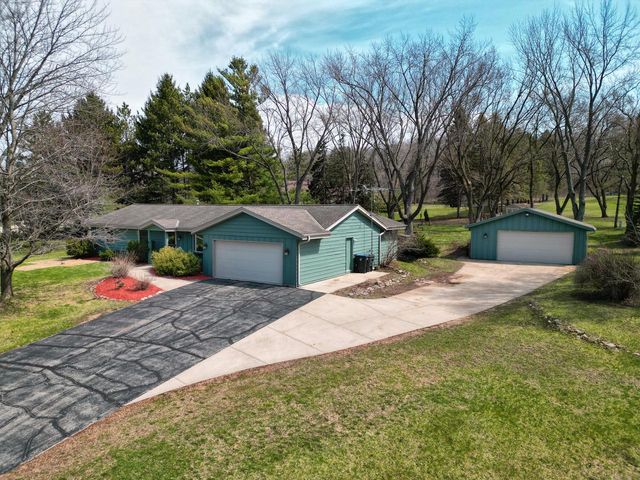 W254S6440 McGregor COURT, Waukesha, WI 53189