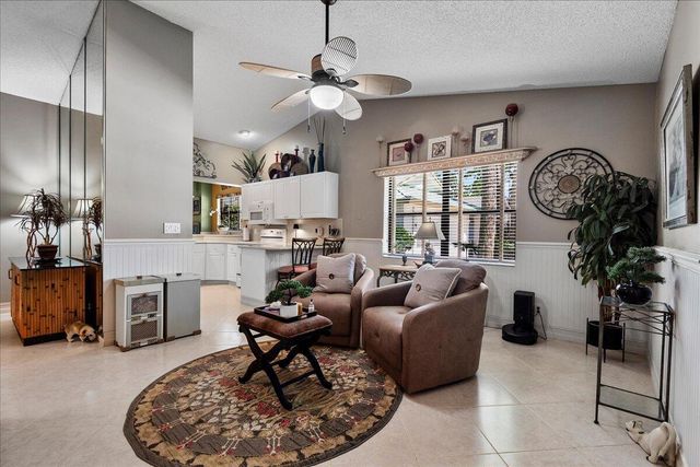 5757 Peachwood Court, Jupiter, FL 33458