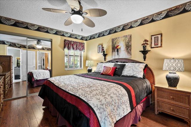 5757 Peachwood Court, Jupiter, FL 33458