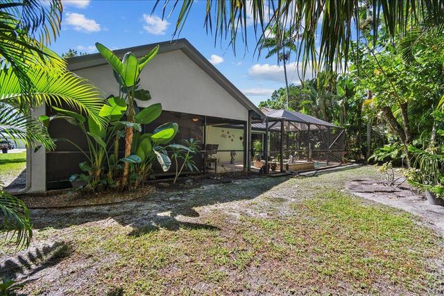 5757 Peachwood Court, Jupiter, FL 33458