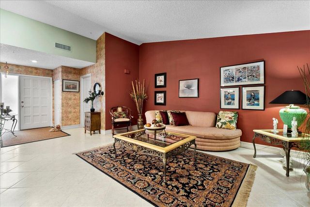 5757 Peachwood Court, Jupiter, FL 33458