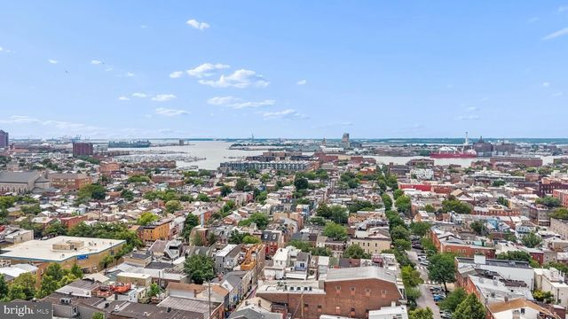 210 S DURHAM ST, Baltimore, MD 21231