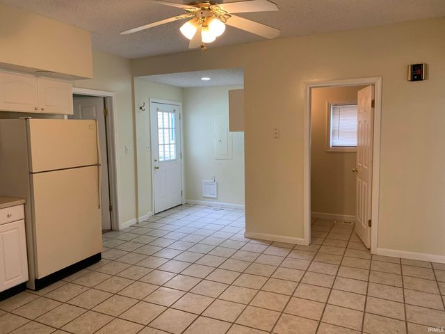 210 E Maryland Street, Evansville, IN 47711