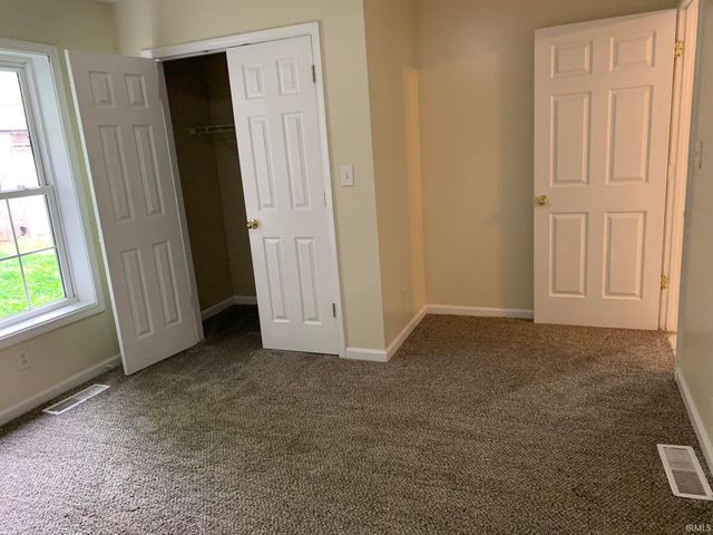 210 E Maryland Street, Evansville, IN 47711