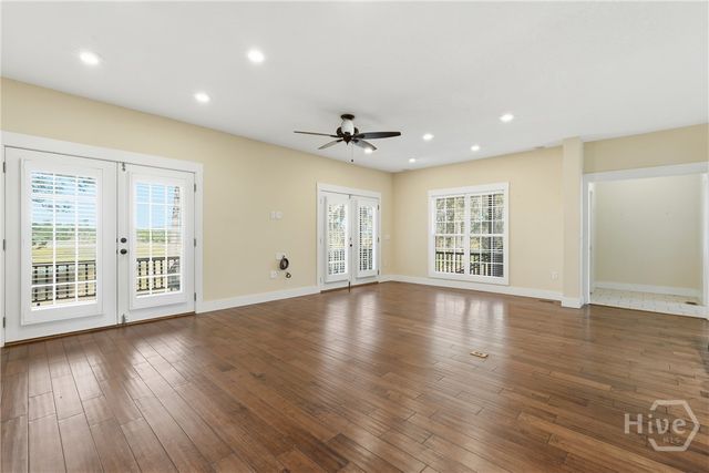 1261 Otter Slide Loop NE, Darien, GA 31305