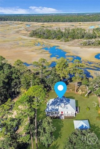 1261 Otter Slide Loop NE, Darien, GA 31305