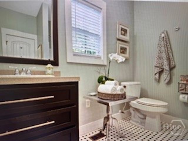 1261 Otter Slide Loop NE, Darien, GA 31305