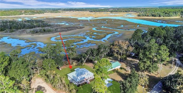 1261 Otter Slide Loop NE, Darien, GA 31305