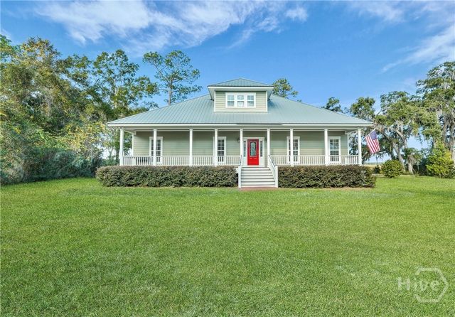 1261 Otter Slide Loop NE, Darien, GA 31305