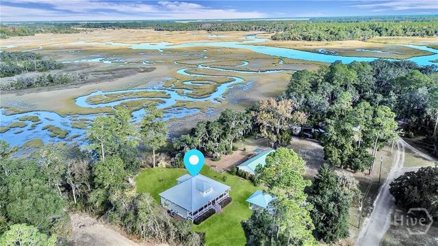 1261 Otter Slide Loop NE, Darien, GA 31305