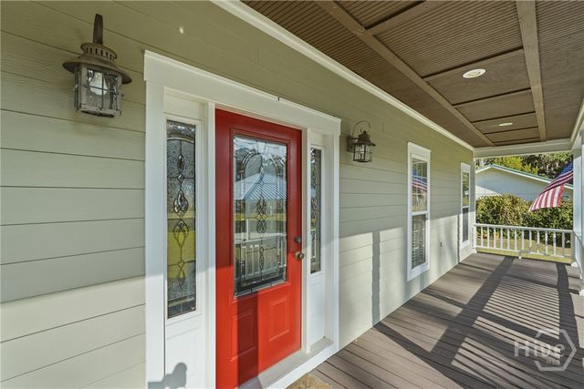 1261 Otter Slide Loop NE, Darien, GA 31305