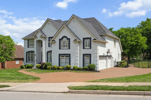 9702 Amethyst Ln, Brentwood, TN 37027