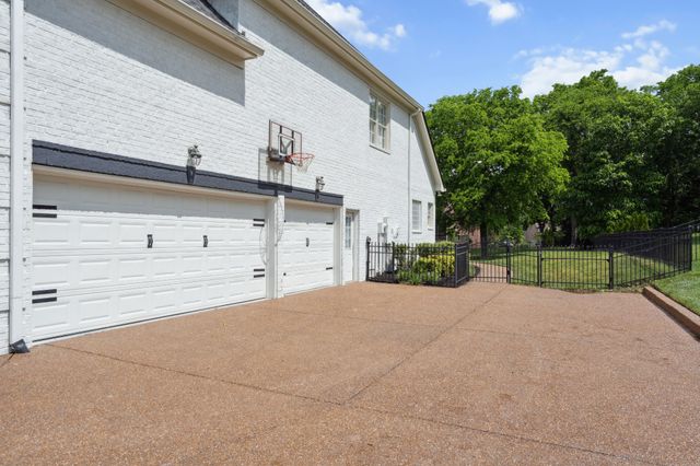 9702 Amethyst Ln, Brentwood, TN 37027