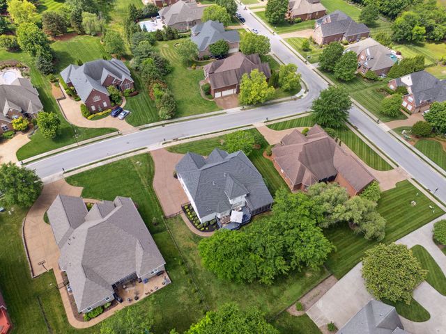 9702 Amethyst Ln, Brentwood, TN 37027