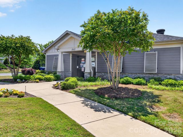 11721 Mesquite Road, Huntersville, NC 28078