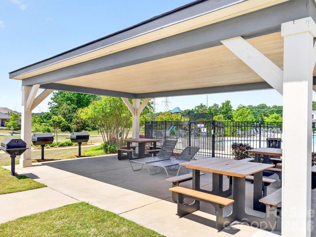 11721 Mesquite Road, Huntersville, NC 28078