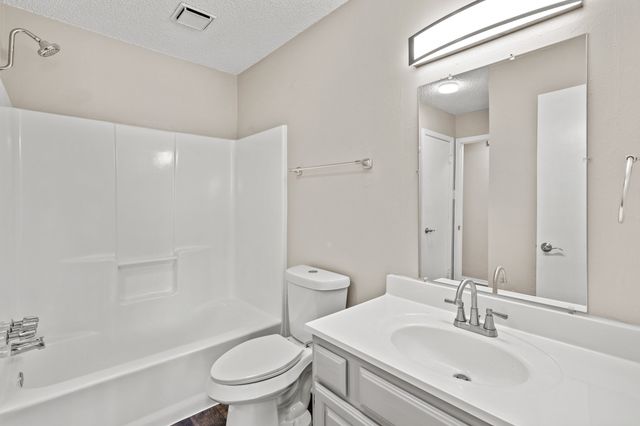 1705 Dynasty Drive, Glenn Heights, TX 75154