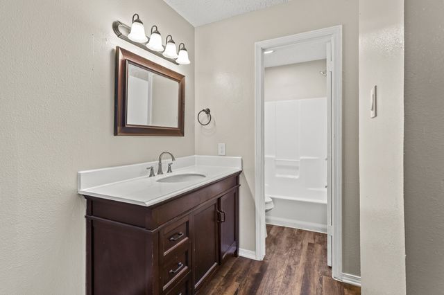1705 Dynasty Drive, Glenn Heights, TX 75154