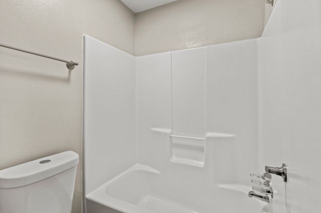 1705 Dynasty Drive, Glenn Heights, TX 75154