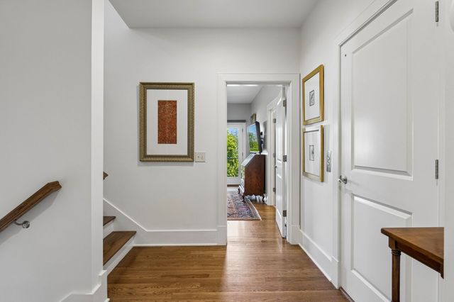 301 32nd Ave, S, Nashville, TN 37212