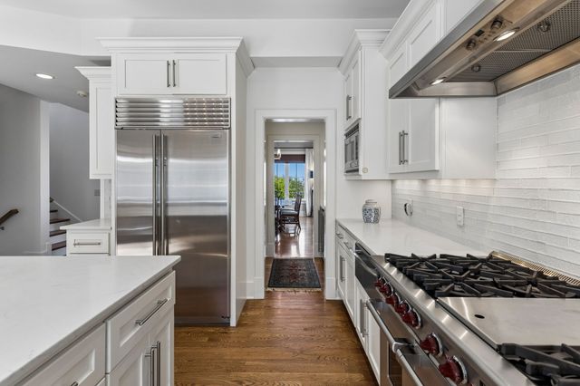 301 32nd Ave, S, Nashville, TN 37212