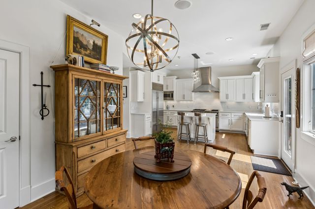 301 32nd Ave, S, Nashville, TN 37212