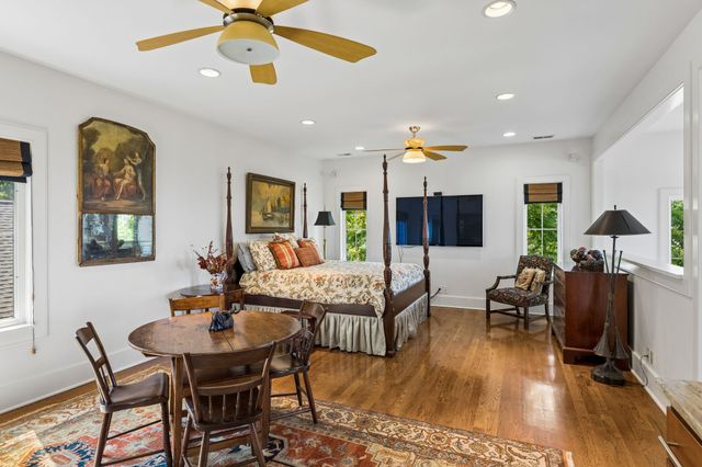 301 32nd Ave, S, Nashville, TN 37212