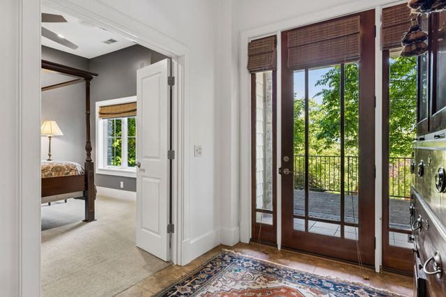 301 32nd Ave, S, Nashville, TN 37212