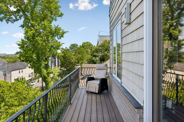 301 32nd Ave, S, Nashville, TN 37212