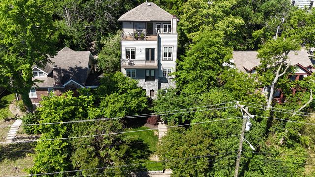 301 32nd Ave, S, Nashville, TN 37212