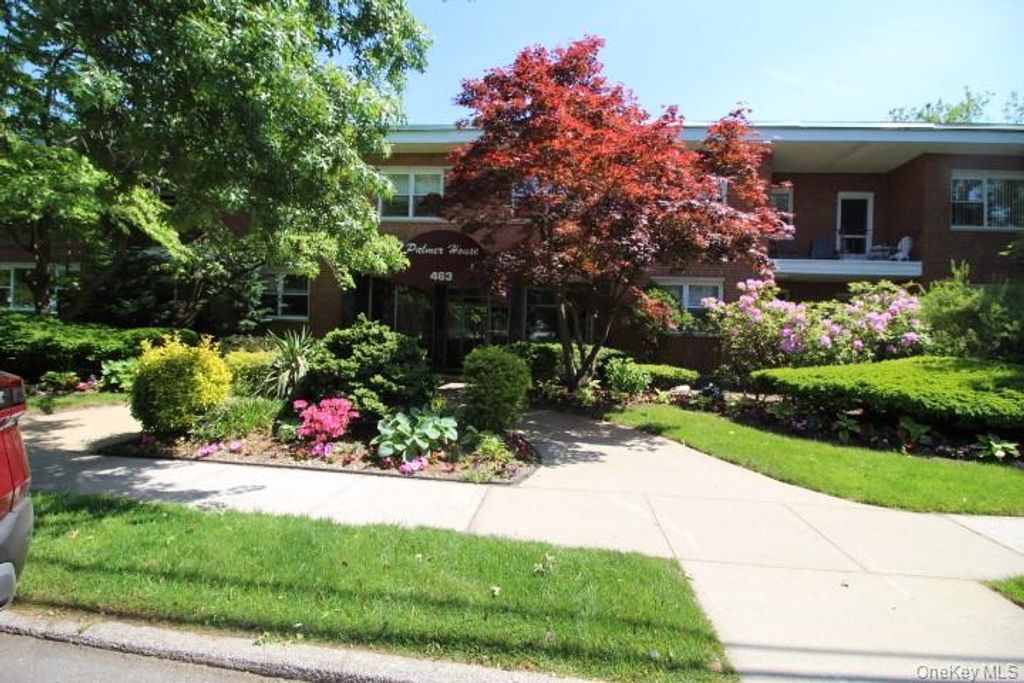 463 Summit Avenue 1- I, Cedarhurst, NY 11516