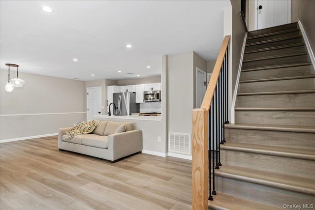 56 The 107, Warwick, NY 10990