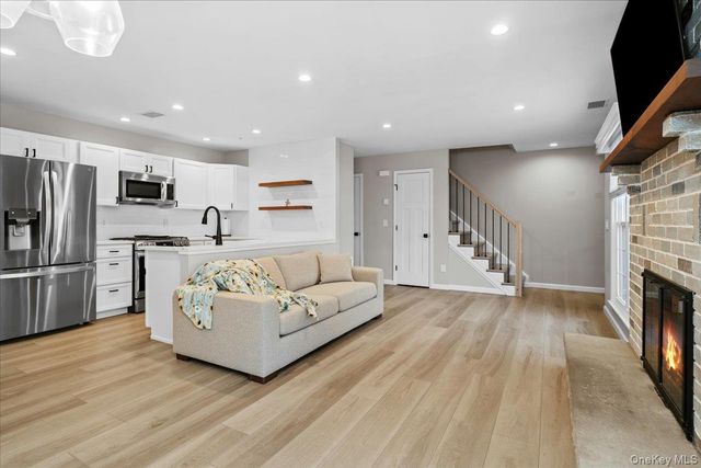 56 The 107, Warwick, NY 10990