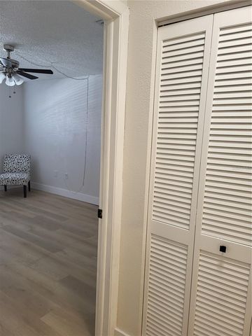 5521 80TH STREET N 312, St Petersburg, FL 33709