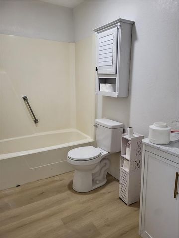 5521 80TH STREET N 312, St Petersburg, FL 33709