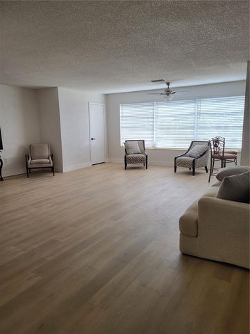 5521 80TH STREET N 312, St Petersburg, FL 33709