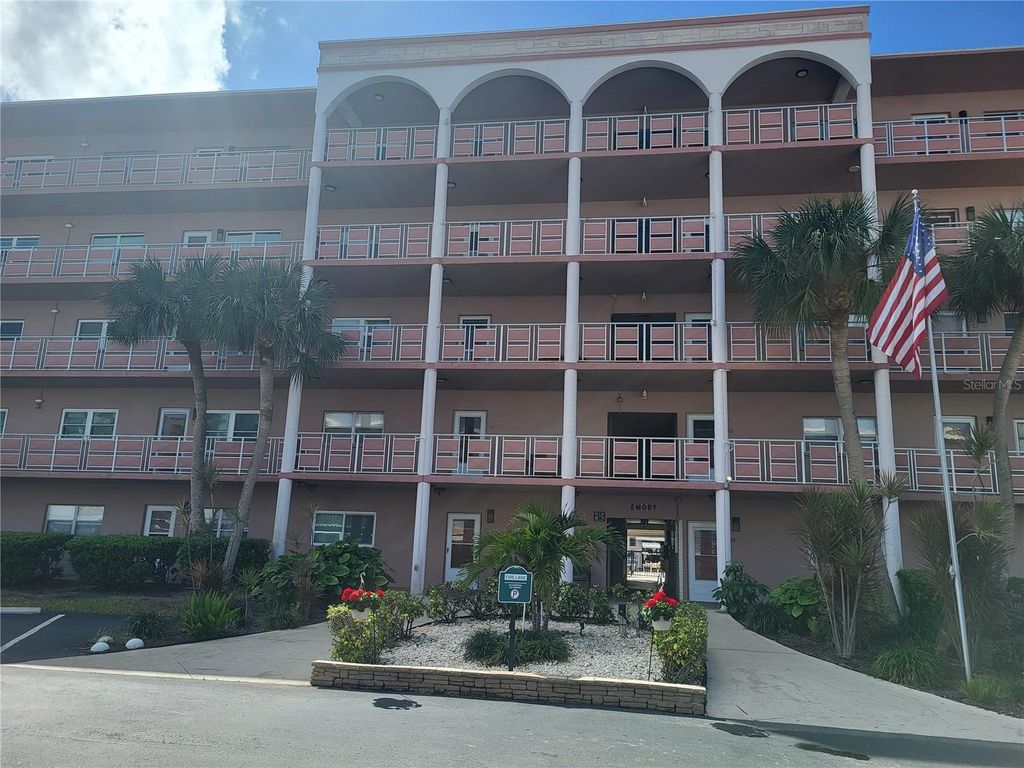 5521 80TH STREET N 312, St Petersburg, FL 33709