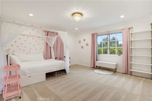 4155 Vicasa, Calabasas, CA 91302