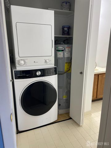 2107 Raven's Crest Drive, Plainsboro, NJ 08536