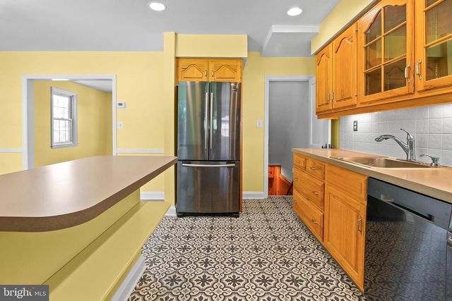 48 LYNDALE AVE, Nottingham, MD 21236