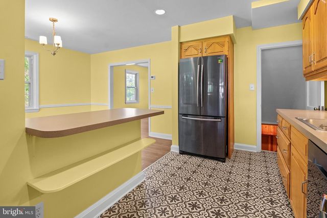 48 LYNDALE AVE, Nottingham, MD 21236