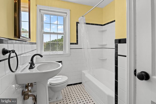 48 LYNDALE AVE, Nottingham, MD 21236