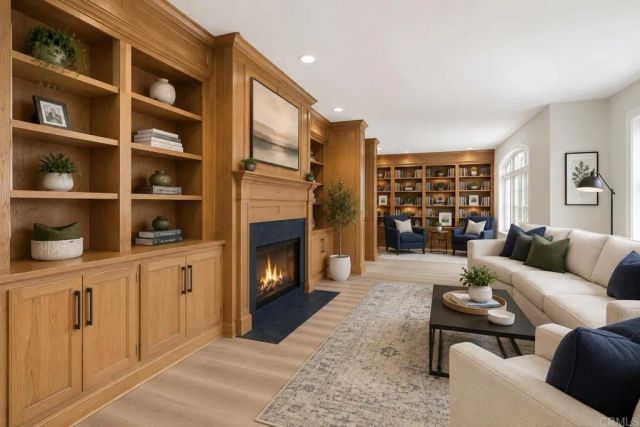 4327 Hollyhill Road, Vista, CA 92084